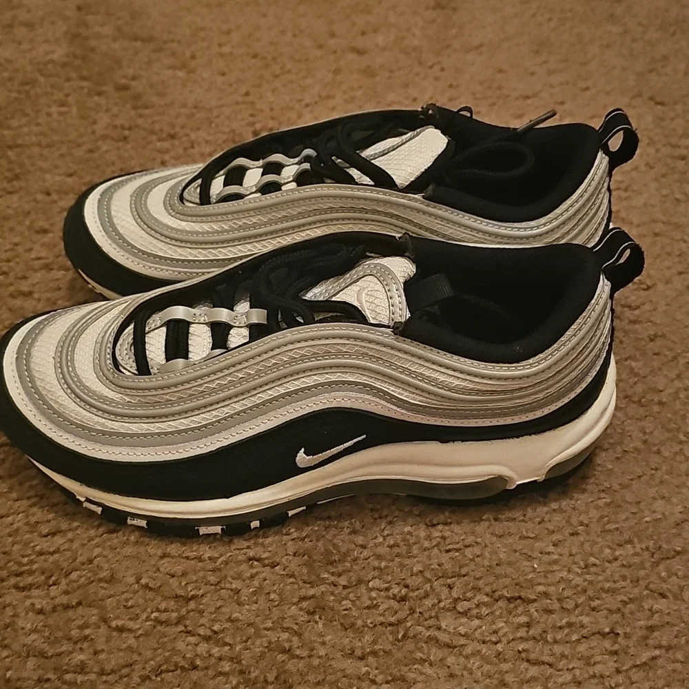 Like New! Womens 8/Men's 6 Nike Air Max 97 - Picture 1 of 5